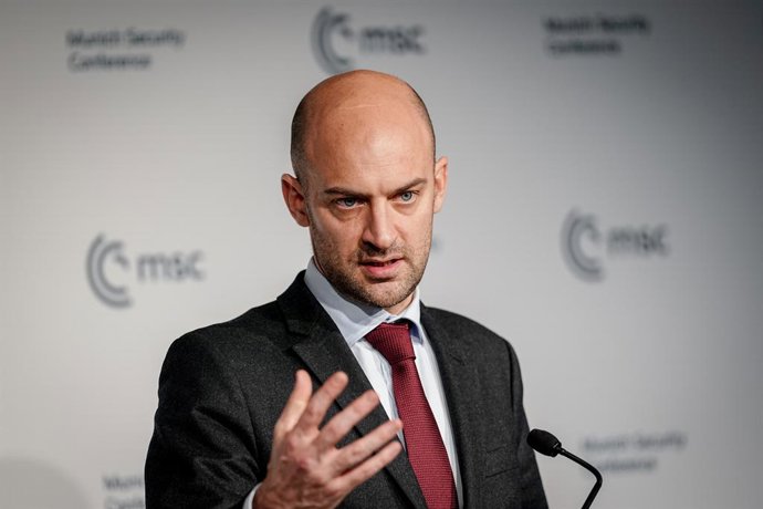 Archivo - 14 February 2026, Bavaria, Munich: Jean-Noel Barrot, French Minister of Foreign Affairs, holds a press conference at the 62nd Munich Security Conference (MSC). Photo: Kay Nietfeld/dpa