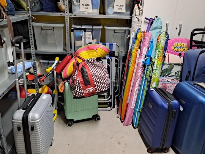 Los usuarios perdieron una media de siete artículos al día, sobre todo mochilas, documentación, carteras, llaves, gafas, móviles o paraguas