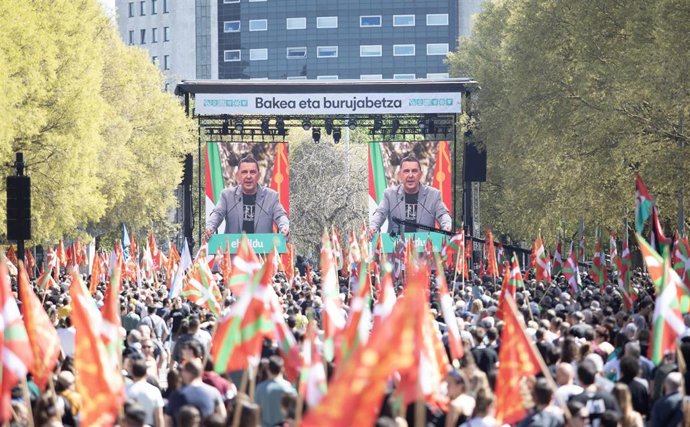 Celebración del Aberri Eguna de EH Bildu en Pamplona