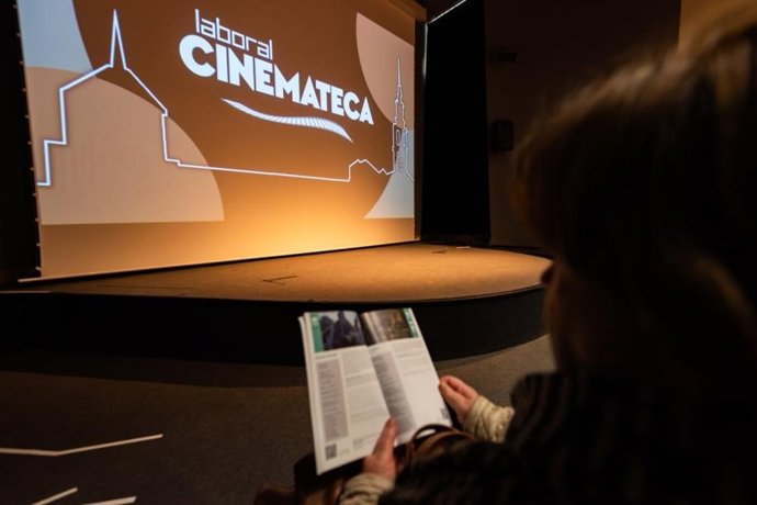Laboral Cinemateca lleva 108 películas europeas y asturianas a 21 concejos este trimestre