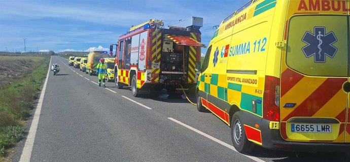 Tres heridos, uno de ellos grave, en un choque entre dos coches en Daganzo de Arriba