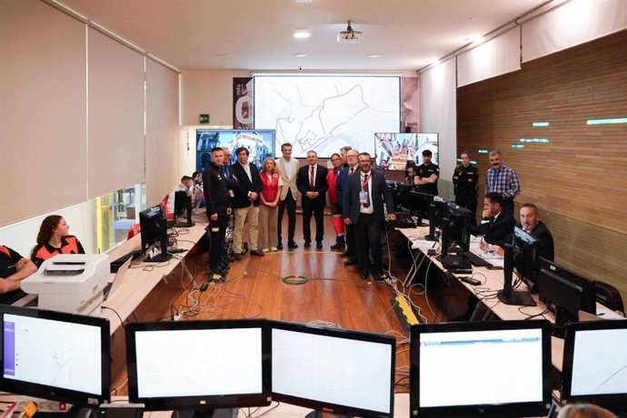 Visita del alcalde a la OTCE el Lunes Santo.