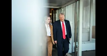 Trump aplaza por tercera vez el ultimátum a Irán para la reapertura de Ormuz