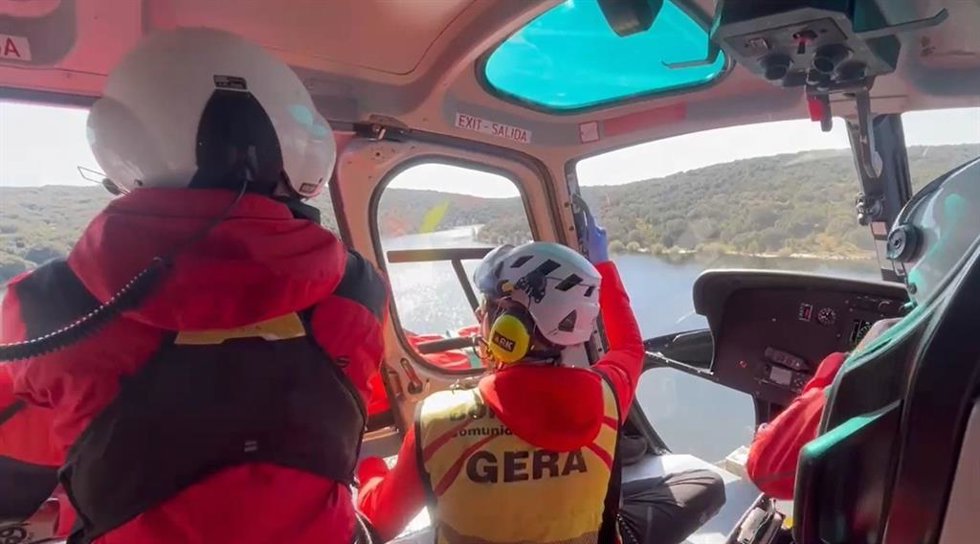 El Grupo Especial de Rescate en Altura (GERA) de la Comunidad de Madrid durante el rescate