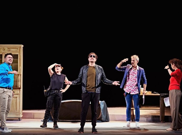 Imagen de la obra 'Seis personajes en busca de autor', que se pondrá en escena esta semana en el Auditorio Ciudad de León.