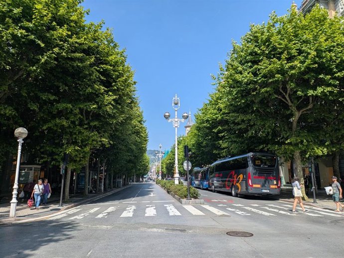 Archivo - San Sebastián con tiempo soleado.