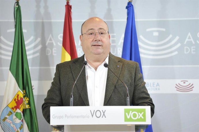 Archivo - Imagen de archivo del diputado de Vox en la Asamblea de Extremadura Juan José García