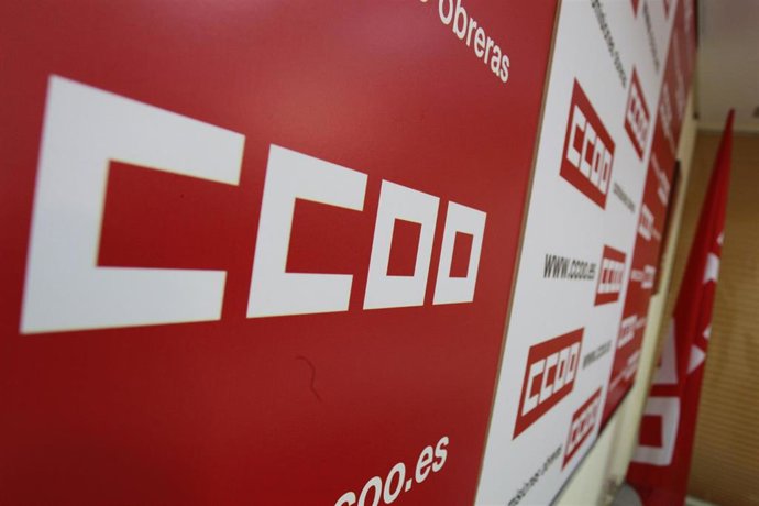 Archivo - Logo CCOO, Comisiones Obreras, cartel CCOO