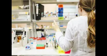 El BOJA publica la convocatoria de ayudas por más de nueve millones para promover proyectos de investigación básica