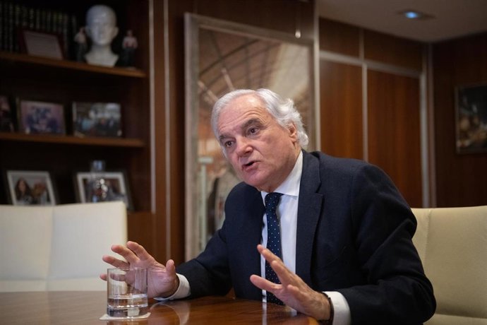 Archivo - El presidente de CEIM, Miguel Garrido, durante una entrevista para Europa Press, en la sede del órgano que preside, a 15 de enero de 2026, en Madrid (España).  El mandatario, licenciado en Derecho por la Universidad Complutense de Madrid y funda