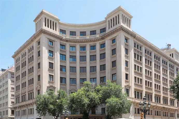 Foment alerta de "signos de agotamiento estructural" en el mercado laboral catalán Archivo - La sede de Foment del Treball