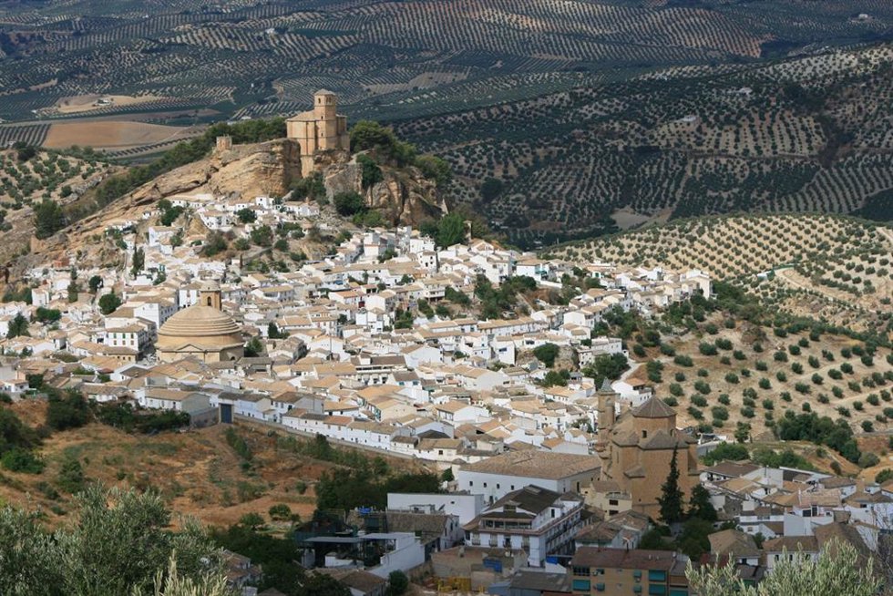 Archivo - El pueblo granadino de Montefrío. Archivo.