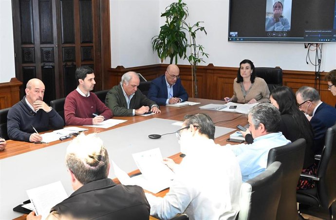 IMD adjudica la renovación de vestuarios del pabellón exterior y la piscina polivalente del Complejo por 387.000 euros