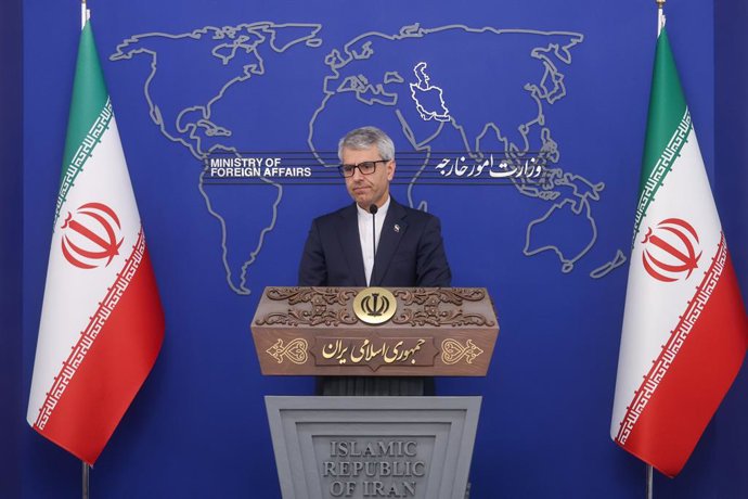 Archivo - 10 February 2026, Iran, Tehran: Esmaeil Baghaei, Spokesperson of Foreign Ministry seen during his weekly press conference. Photo: Foad Ashtari/SOPA Images via ZUMA Press Wire/dpa
