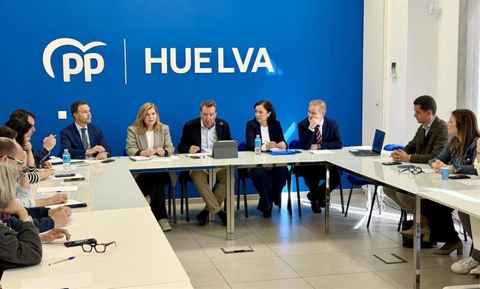 Reunión del Comité de Campaña del PP de Huelva para elecciones andaluzas.