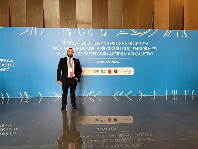 El director de la CELAD, Carlos Peralta, ha asistido en Estambul a una conferencia para reforzar la cooperación internacional en la lucha contra el dopaje.