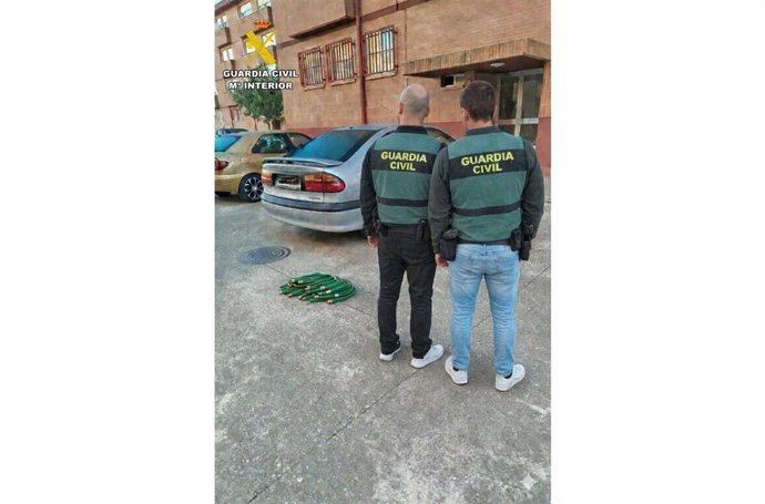 Imagen de la Guardia Civil en la investigación en Grijota (Palencia)
