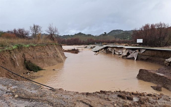 Carretera de Olvera a Coripe tras las borrascas.
