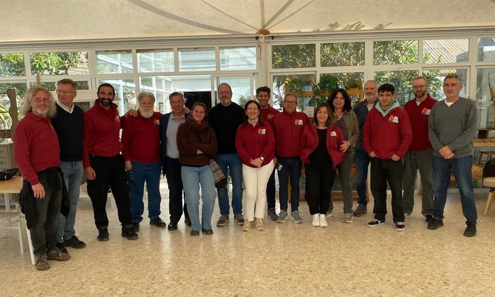 El eurodiputado del PSOE, César Luena, en la Salina de San Vicente en San Fernando.