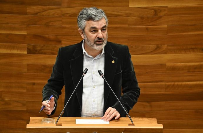 Archivo - El consejero de Movilidad, Medio Ambiente y Gestión de Emergencias, Alejandro Calvo.