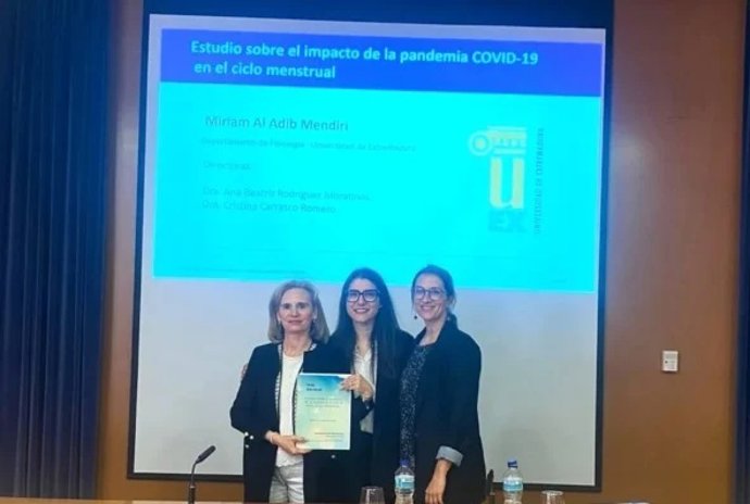 La ginecóloga Miriam Al Adib Mendiri presenta su tesis doctoral