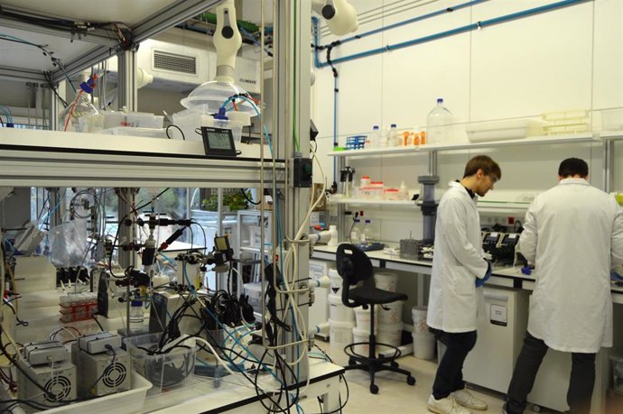 Investigadores de Leitat