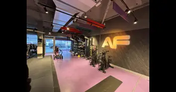 Los andaluces pueden desde este miércoles solicitar las nuevas deducciones por gimnasio, celiaquía y veterinario