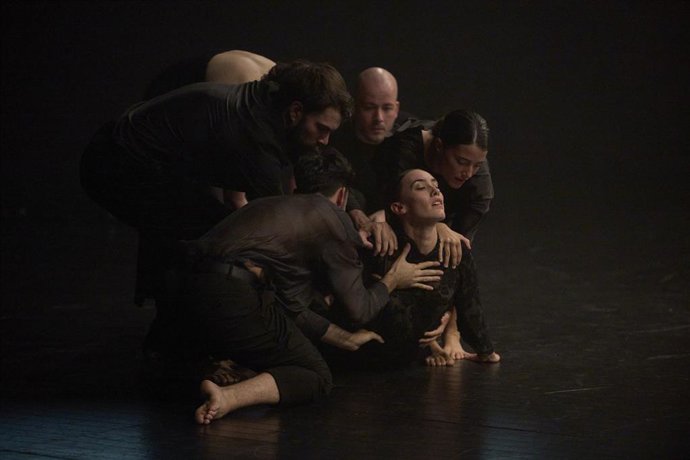 Archivo - Jesús Benzal en Canal Baila en Teatros del Canal, Madrid, España, en una obra que se representará en Danza a Escena.