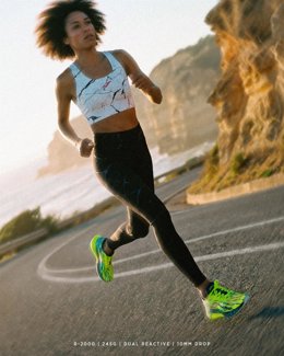 Joma traslada la 'Two Oceans Marathon' al asfalto con los modelos especiales de la R-1000 y R-2000.