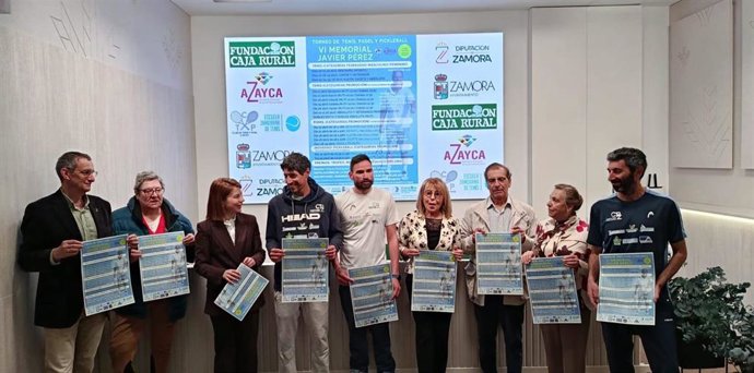 Presentación del torneo de tenis en beneficio de Azayca, en la sede de Caja Rural de Zamora.