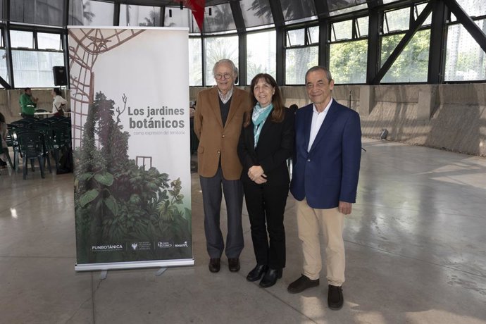 Archivo - El Real Jardín Botánico, nombrado miembro honorario de la institución colombiana Funbotánica.