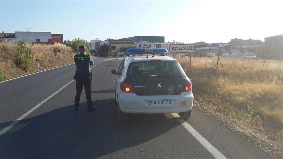 Agente de la Guardia Civil en Adamuz.