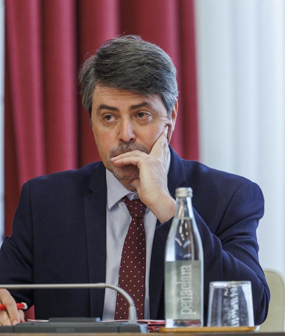 Archivo - El portavoz del Grupo Municipal del PSOE en el Ayuntamiento de Logroño, Luis Alonso
