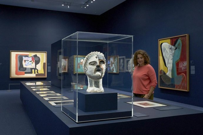 Archivo - Vista de la exposición 'Picasso Memoria y Deseo'