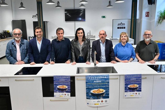 La Cocina de la Plaza será escenario de la propuesta 'Santander sabe a rabas' durante seis sábados