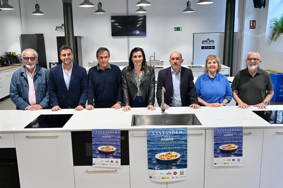 La Cocina de la Plaza será escenario de la propuesta 'Santander sabe a rabas' durante seis sábados