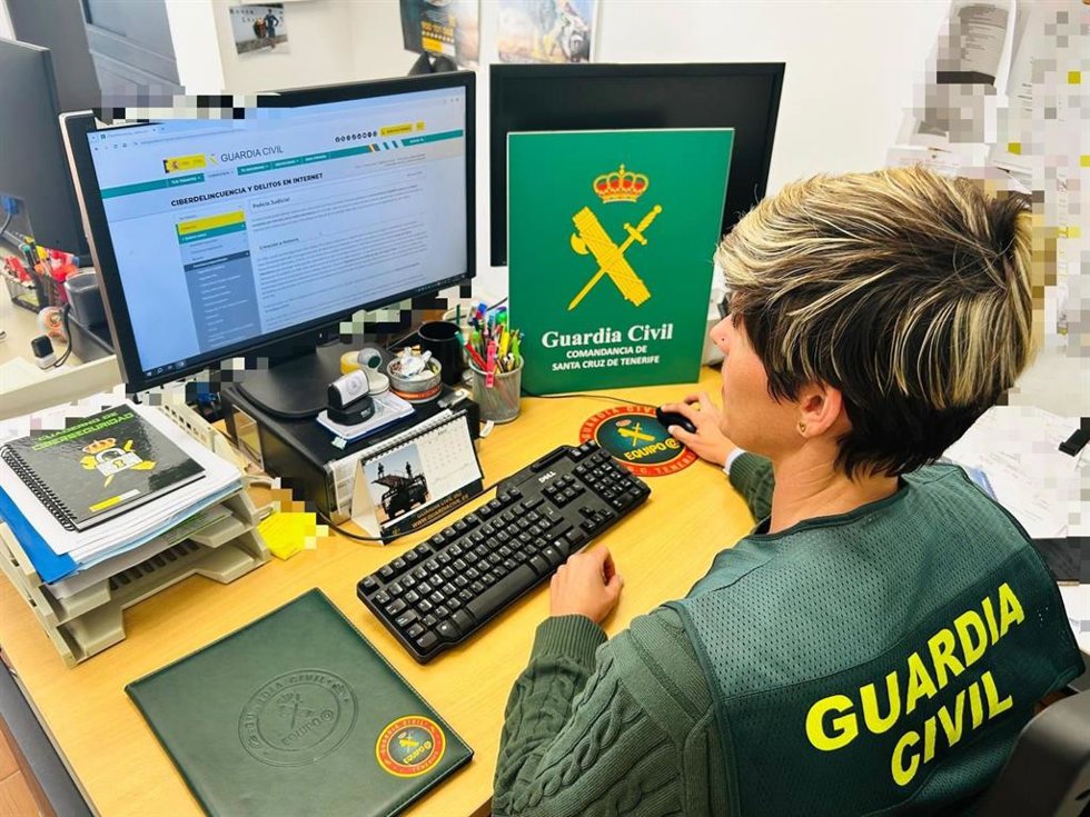 Sucesos.-Investigadas dos personas tras estafar casi 19.000 euros con una falsa hipoteca a través de internet