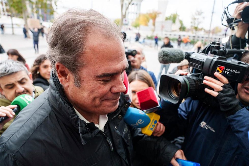 Archivo - Javier Pérez Dolset a su llegada a los juzgados de Plaza de Castilla para declarar por el caso ‘Leire Díez’, a 17 de noviembre de 2025, en Madrid (España).