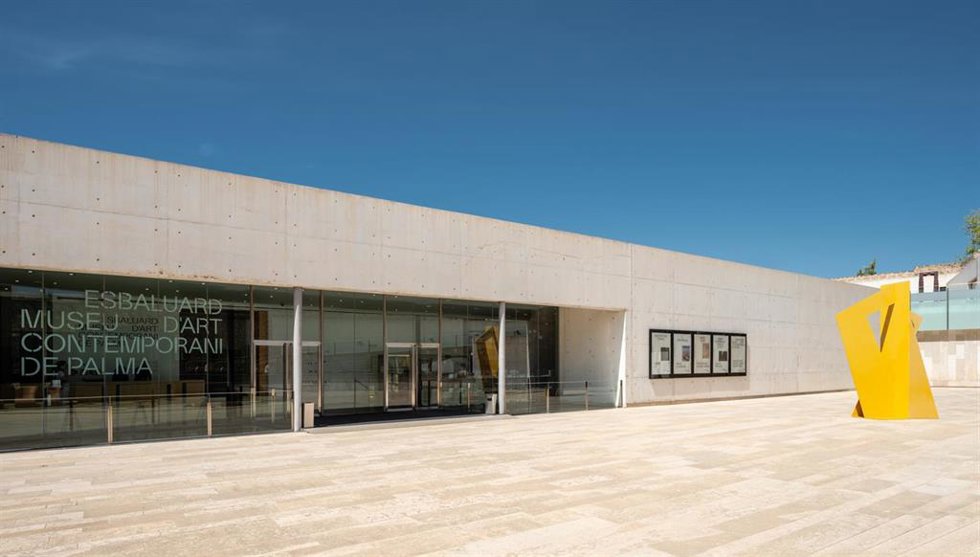 Archivo - Fachada de Es Baluard Museo de Arte Contemporáneo de Palma, en una foto de archivo.