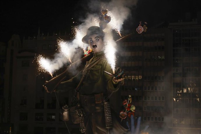 Cremà de la falla del Ayuntamiento, a 19 de marzo de 2026