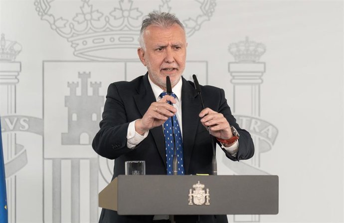 El ministro de Política Territorial y Memoria Democrática, Ángel Víctor Torres, durante una rueda de prensa, en el Palacio de la Moncloa, a 27 de marzo de 2026, en Madrid (España)