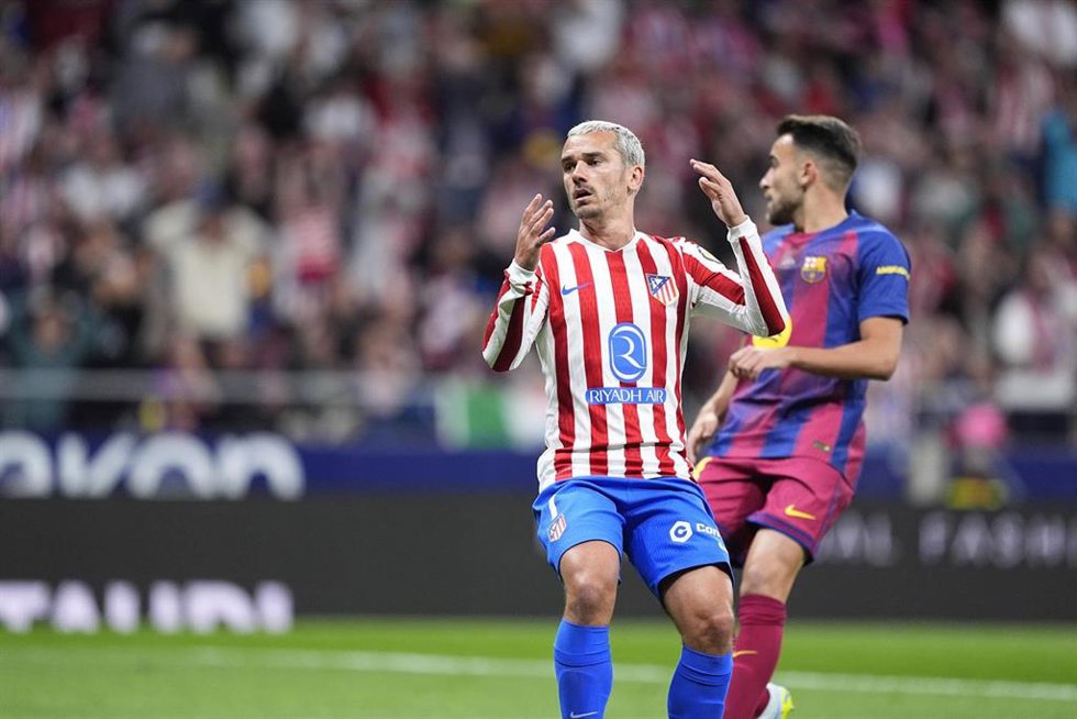 Antoine Griezmann, en un partido con el Atlético de Madrid frente al Barça.
