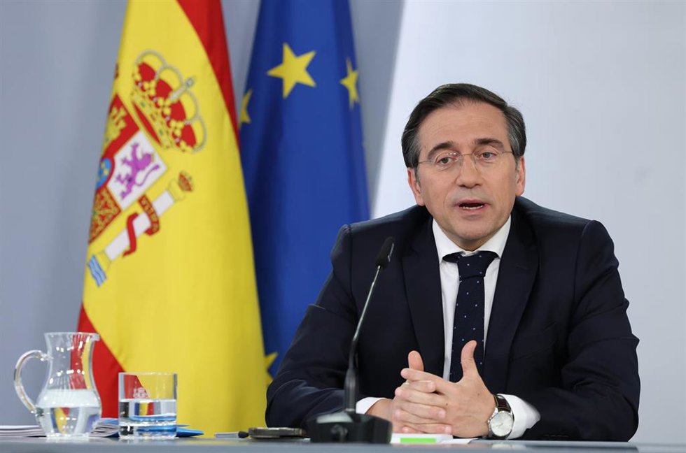 El ministro de Asuntos Exteriores, Unión Europea y Cooperación, José Manuel Albares, durante la rueda de prensa tras la celebración del Consejo de Ministros en el Palacio de la Moncloa, a 24 de marzo de 2026, en Madrid (España). El Consejo de Ministros ha