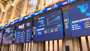 El Ibex 35 sube más de un 3% y supera los 18.000 puntos tras pactar EEUU e Irán