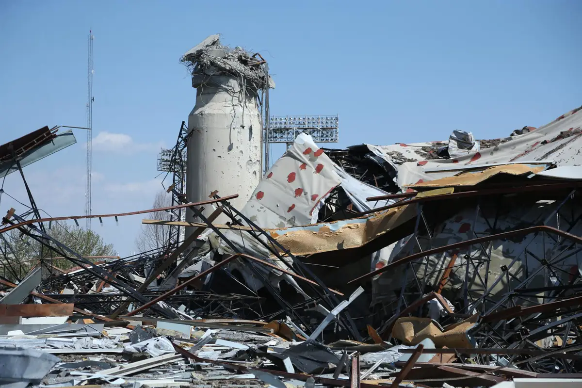 Destrucción de un estadio en Teherán