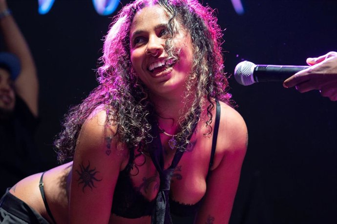 Archivo - La cantante Tokischa durante una actuación por el MADO Madrid Orgullo 2023 