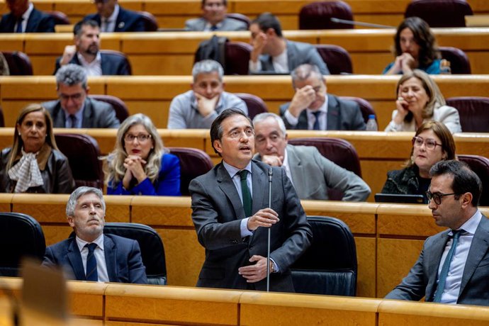 El ministre d'Assumptes exteriors, José Manuel Albares, intervé durant una sessió de control al Govern, en el Senat, a 7 d'abril del 2026, a Madrid (Espanya). 
