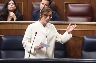 La ministra de Sanidad, Mónica García, interviene durante una sesión de control al Gobierno, en el Congreso, a 25 de marzo de 2026, en Madrid (España). Sánchez y Feijóo se miden este miércoles en el Pleno del Congreso en plena escalada por la guerra de Ir