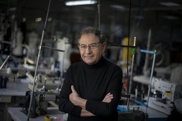 Archivo - El diseñaror Roberto Verino, embajador del evento solidario Trezeluzes.