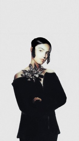 Fotografía promocional de Maria Arnal.